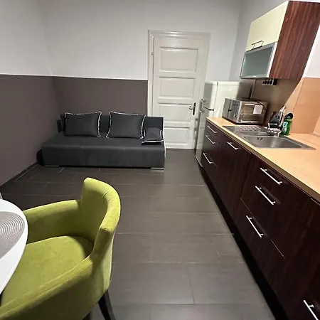Apartma Pekrska *