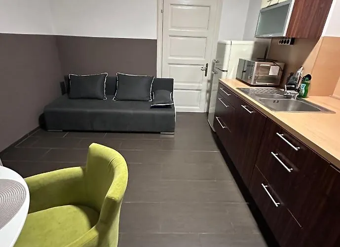 Apartma Pekrska *